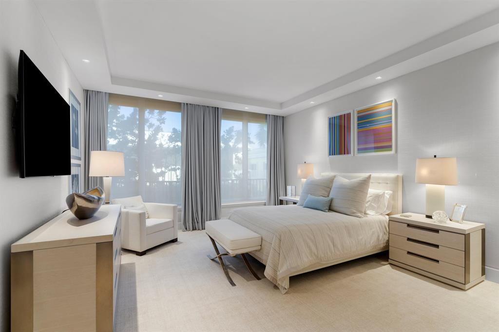 DUNSTER HOUSE CONDO - Residential