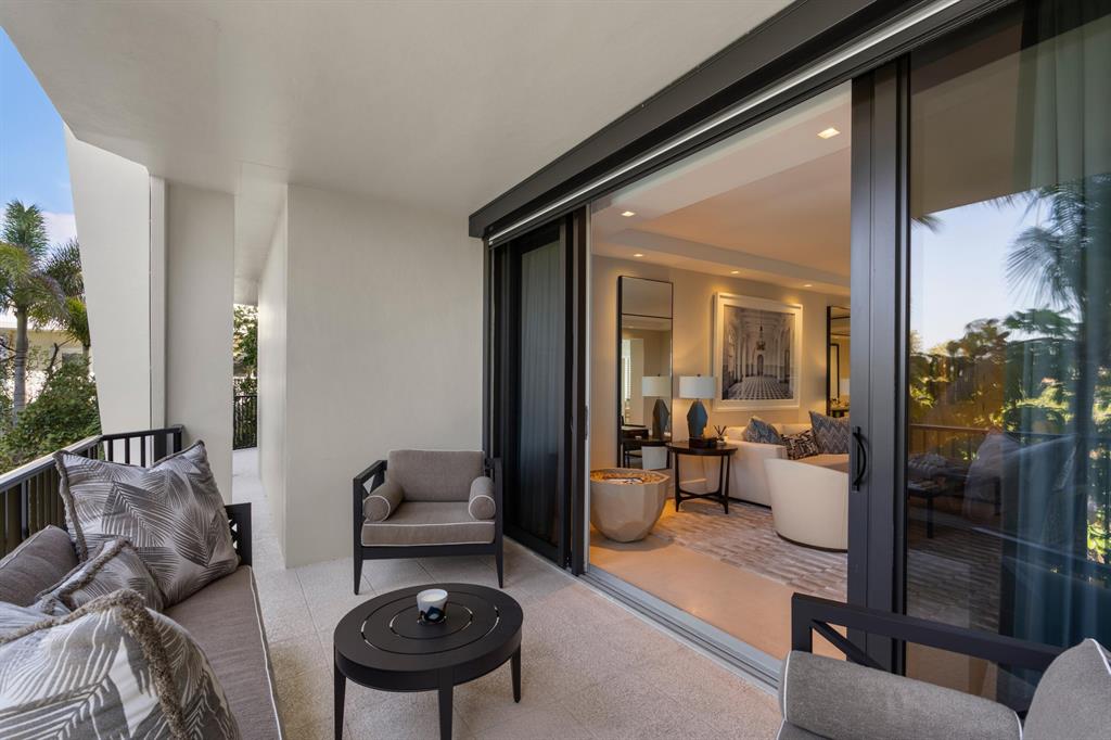 DUNSTER HOUSE CONDO - Residential