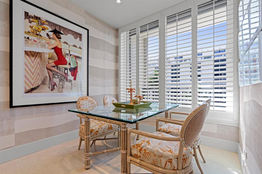 DUNSTER HOUSE CONDO - Residential