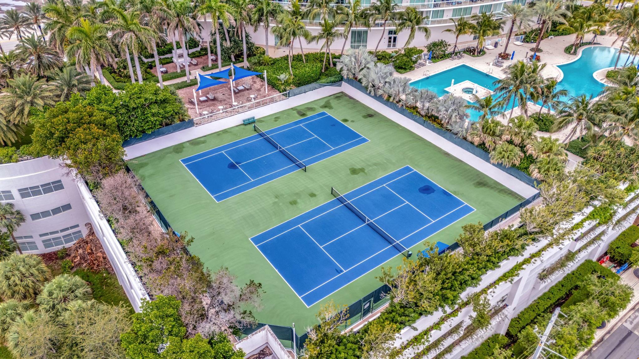 PLAZA AT OCEANSIDE (THE) - Residential