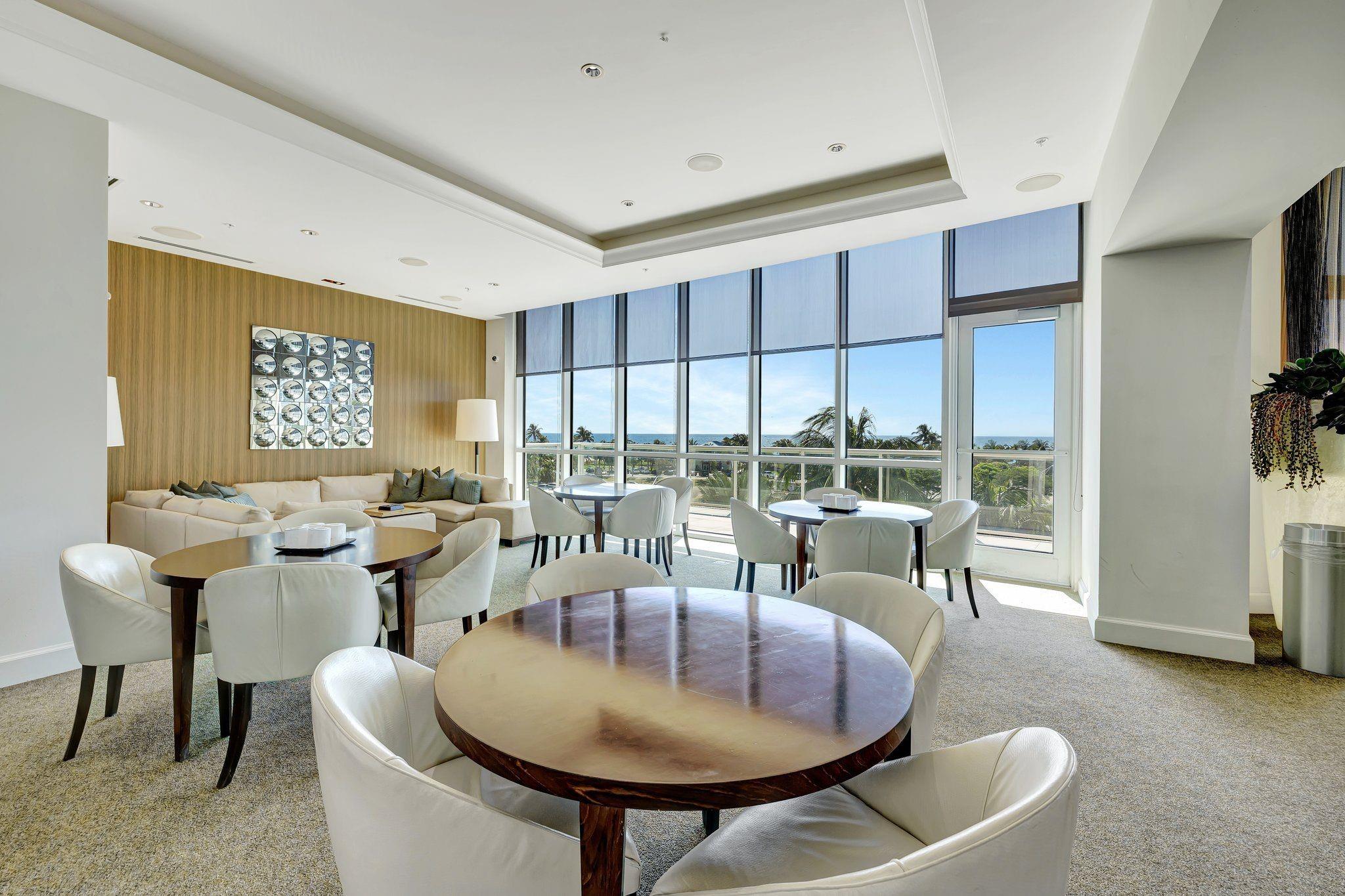 PLAZA AT OCEANSIDE (THE) - Residential