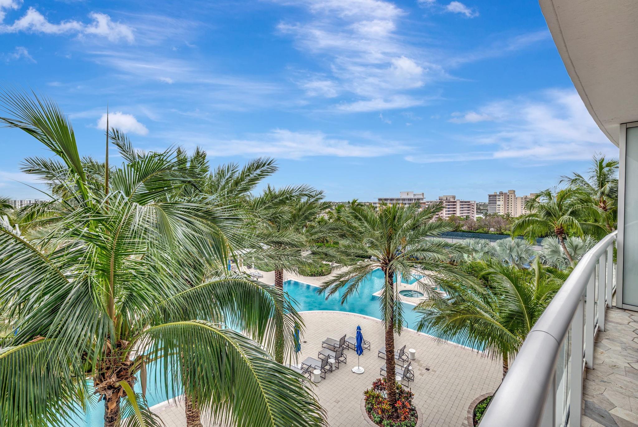 PLAZA AT OCEANSIDE (THE) - Residential