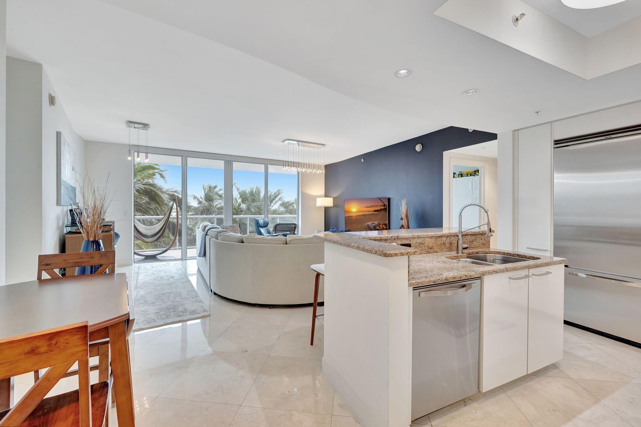 PLAZA AT OCEANSIDE (THE) - Residential