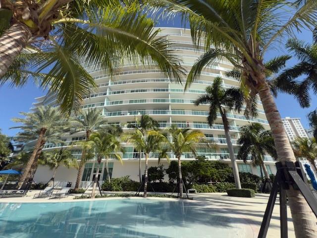 PLAZA AT OCEANSIDE (THE) - Residential