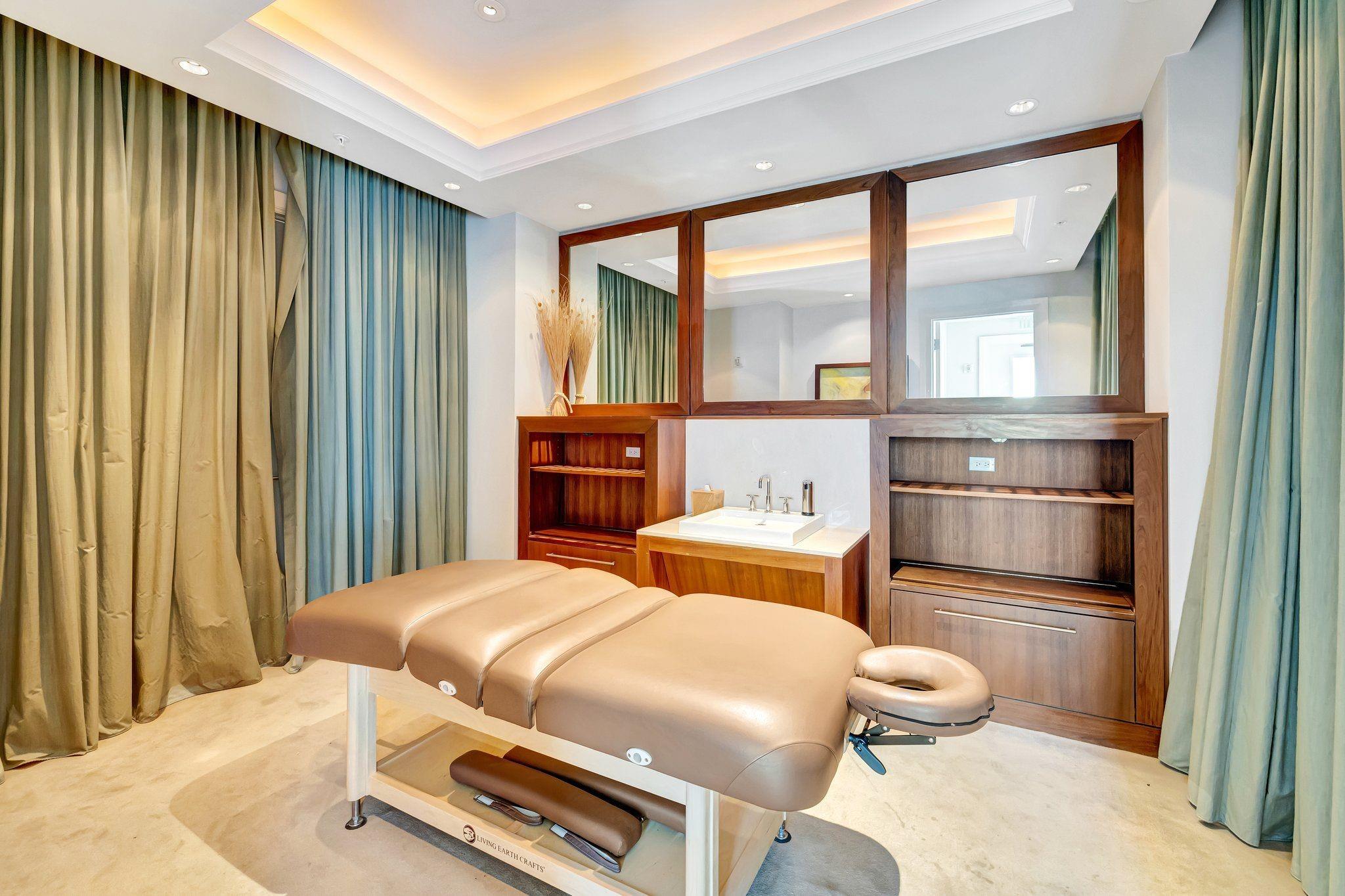 PLAZA AT OCEANSIDE (THE) - Residential