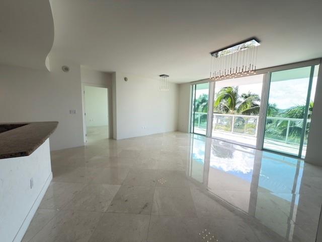 PLAZA AT OCEANSIDE (THE) - Residential