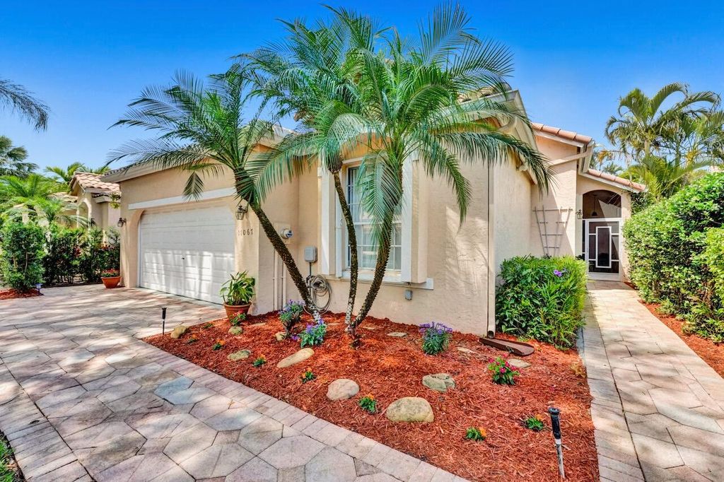 Photo of 11067 Springbrook Circle, Boynton Beach, FL 33437 (MLS # R11159184)