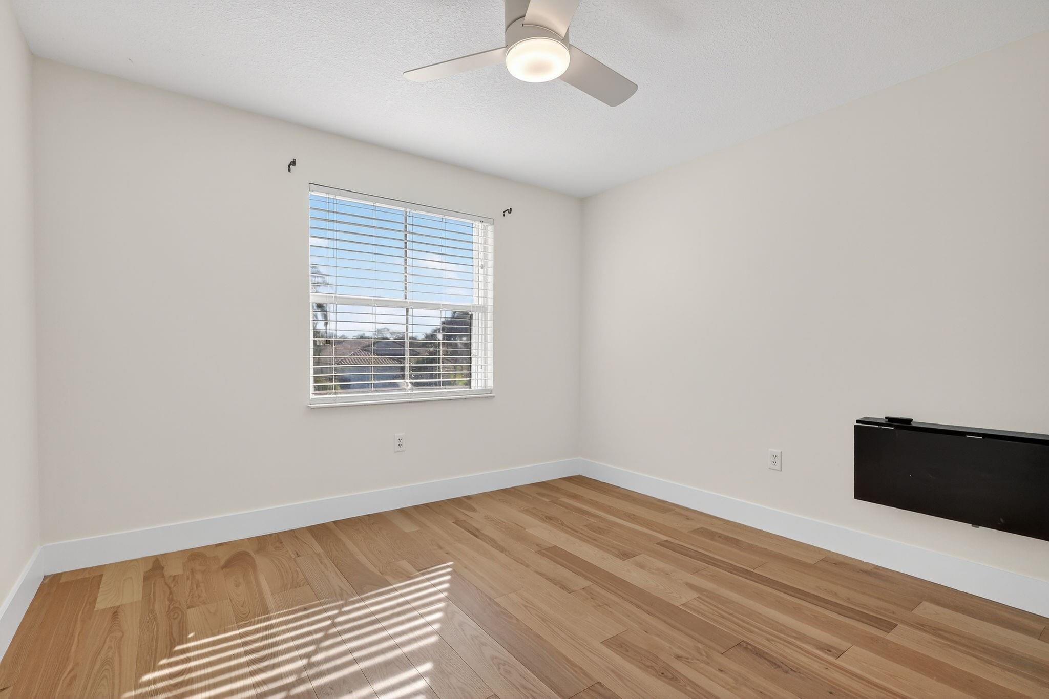 KEYSTONE LAKES - Residential