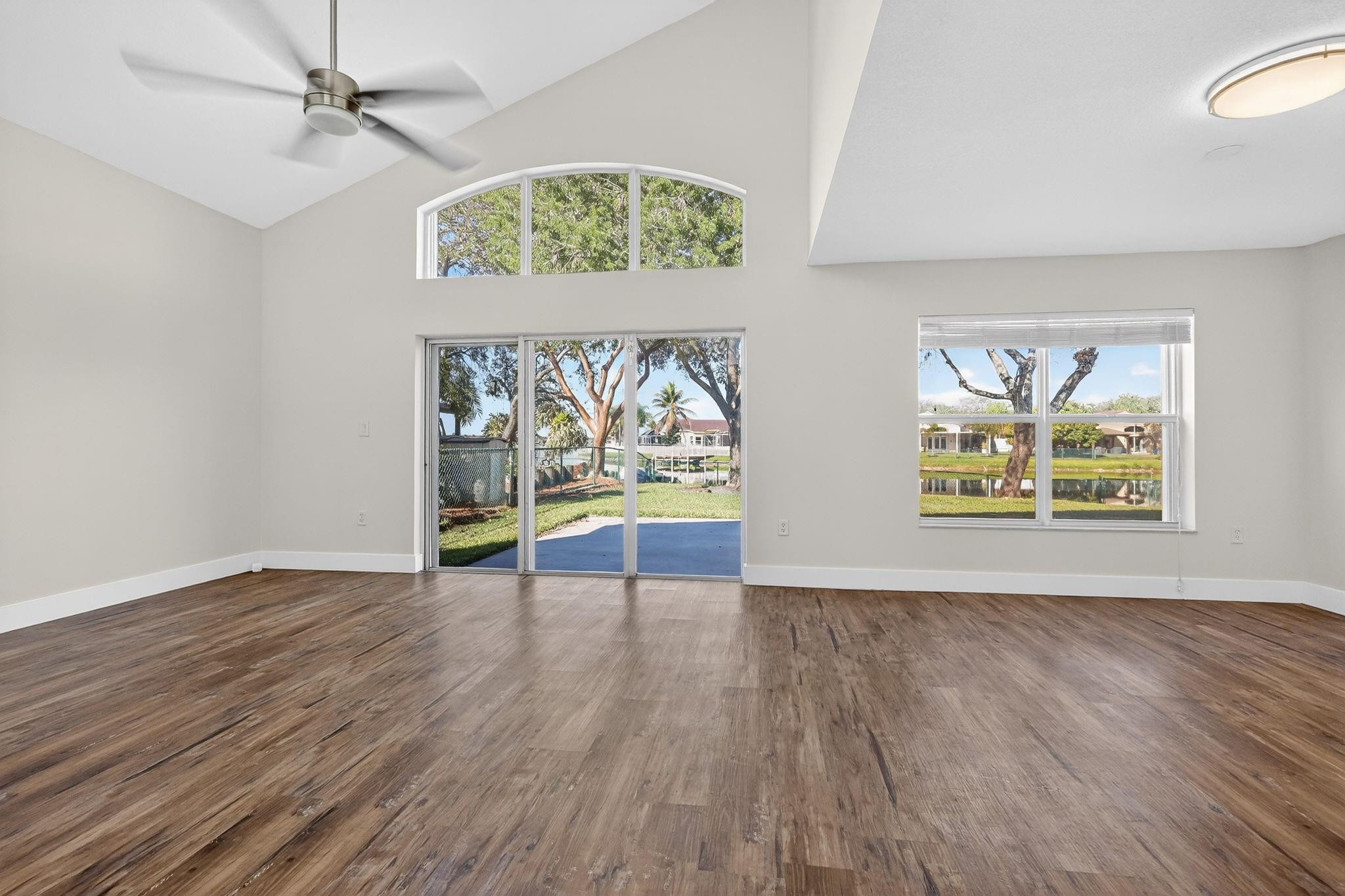 KEYSTONE LAKES - Residential