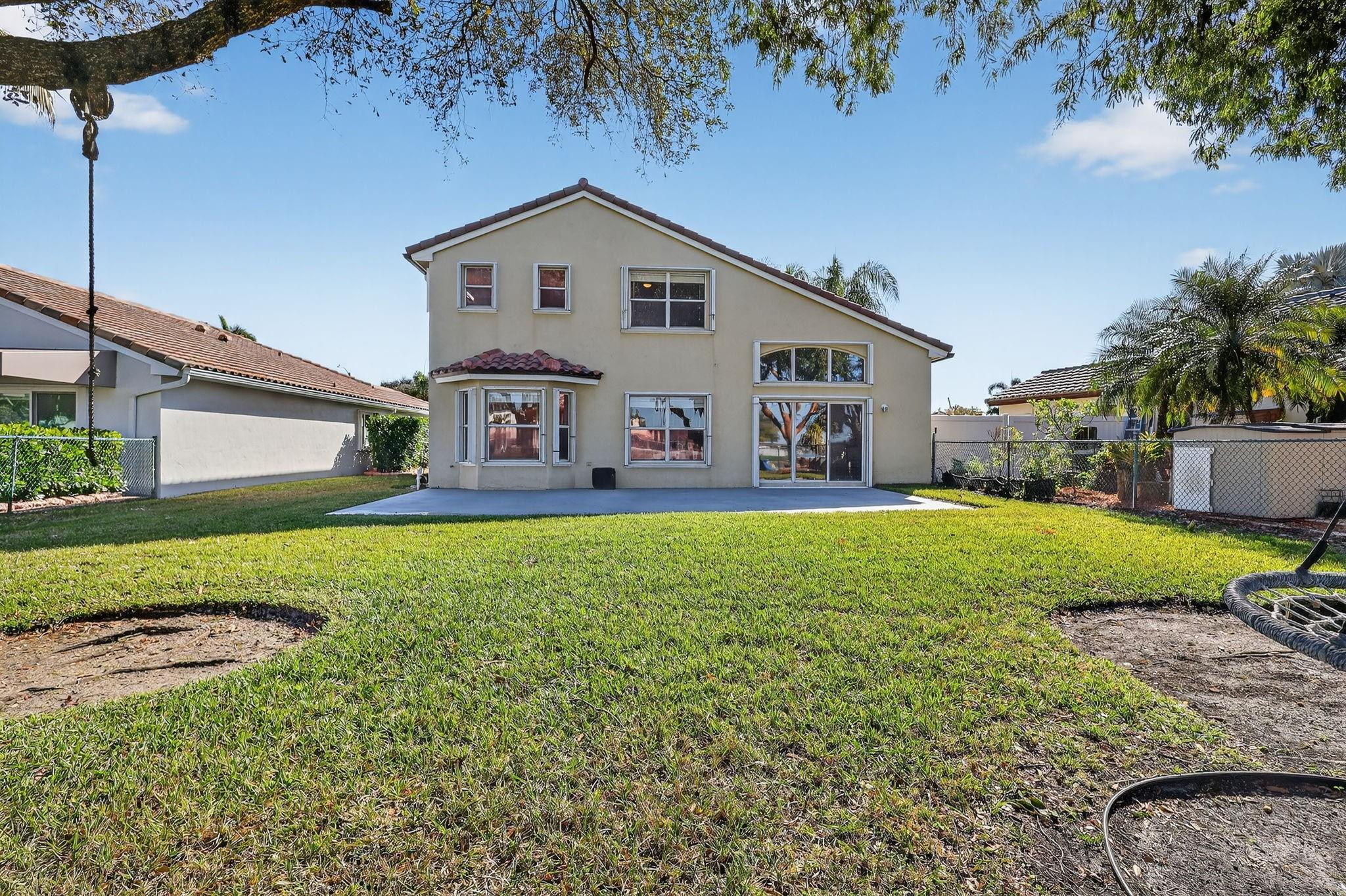 KEYSTONE LAKES - Residential