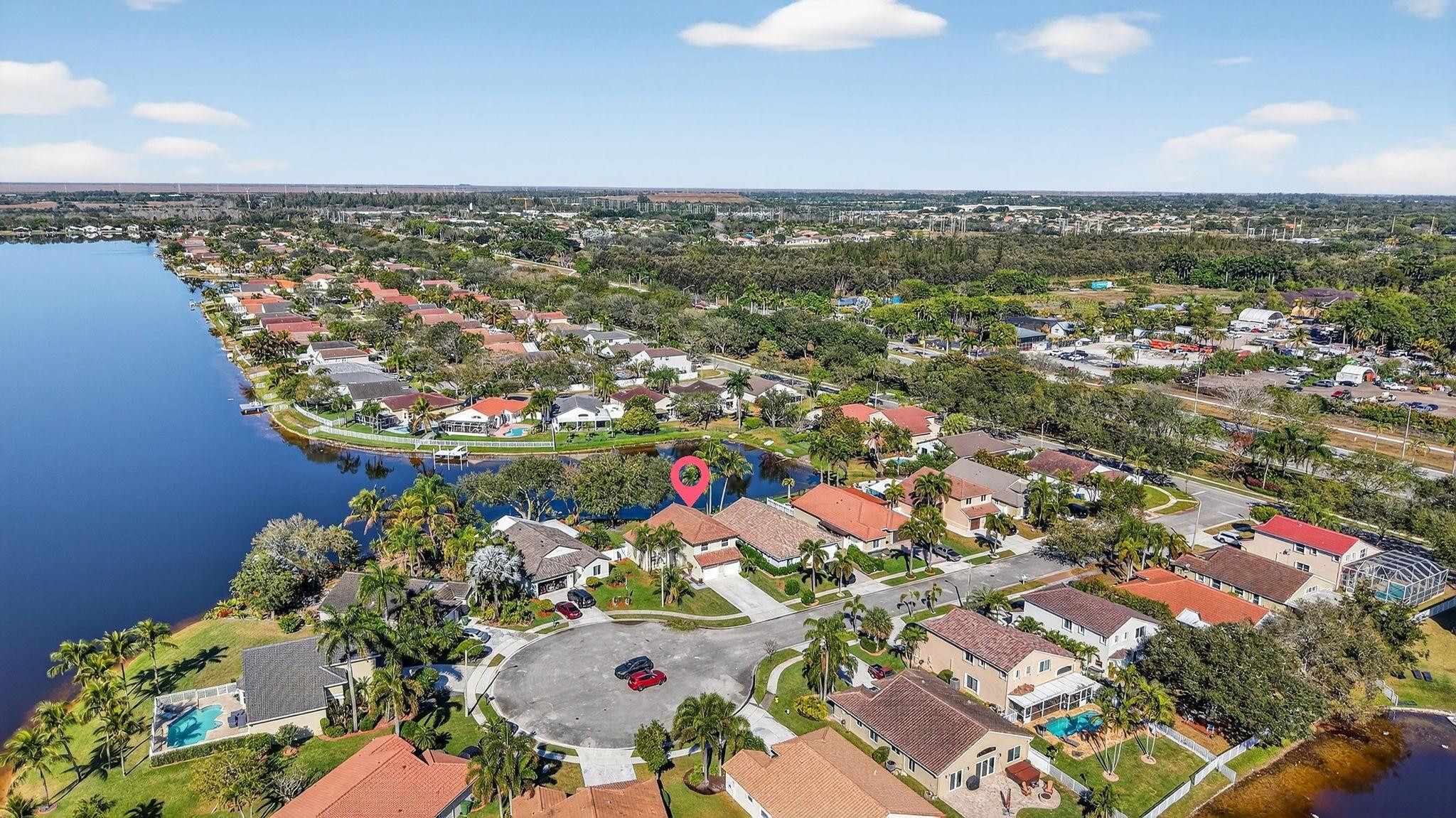 KEYSTONE LAKES - Residential