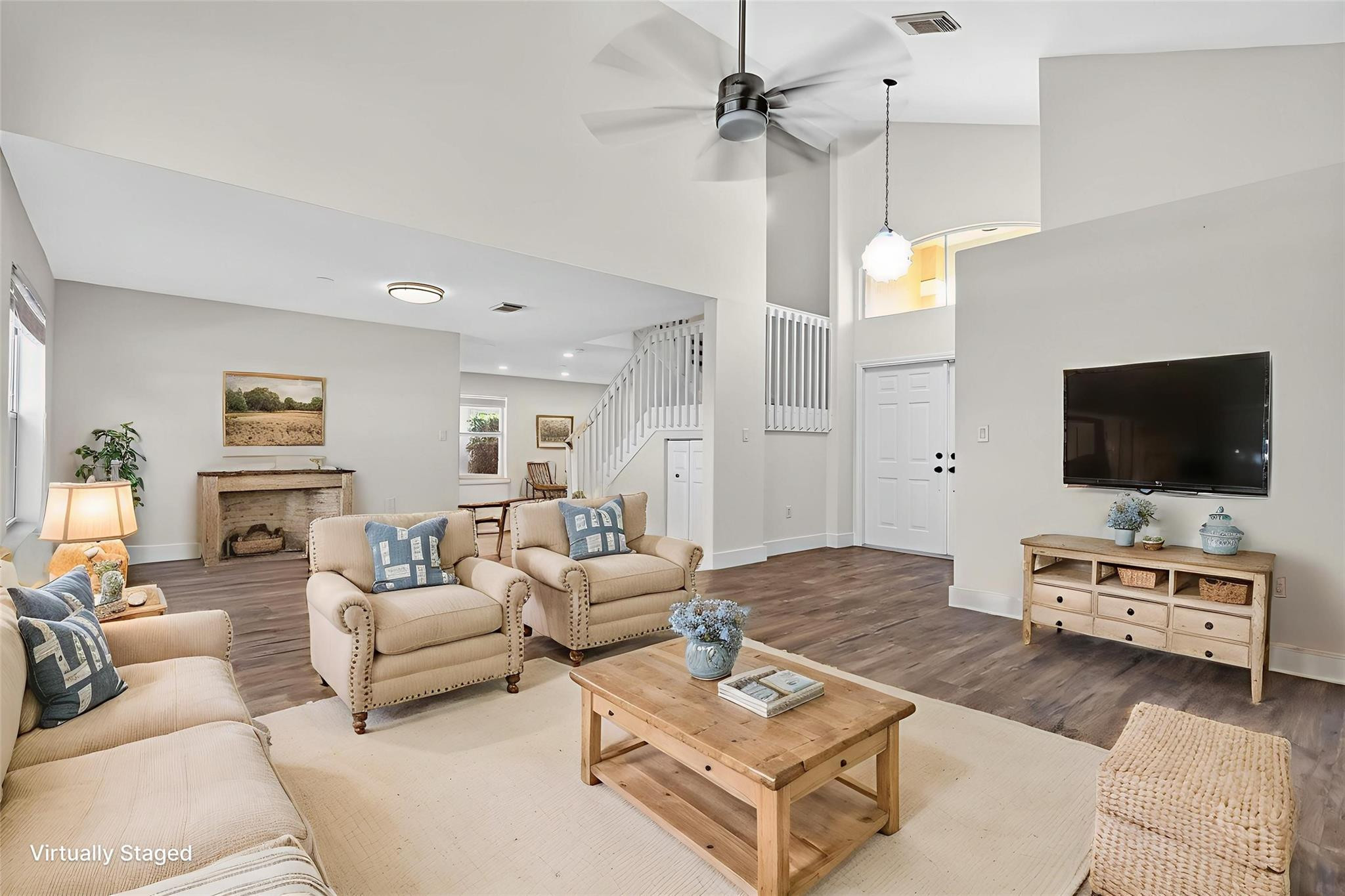 KEYSTONE LAKES - Residential