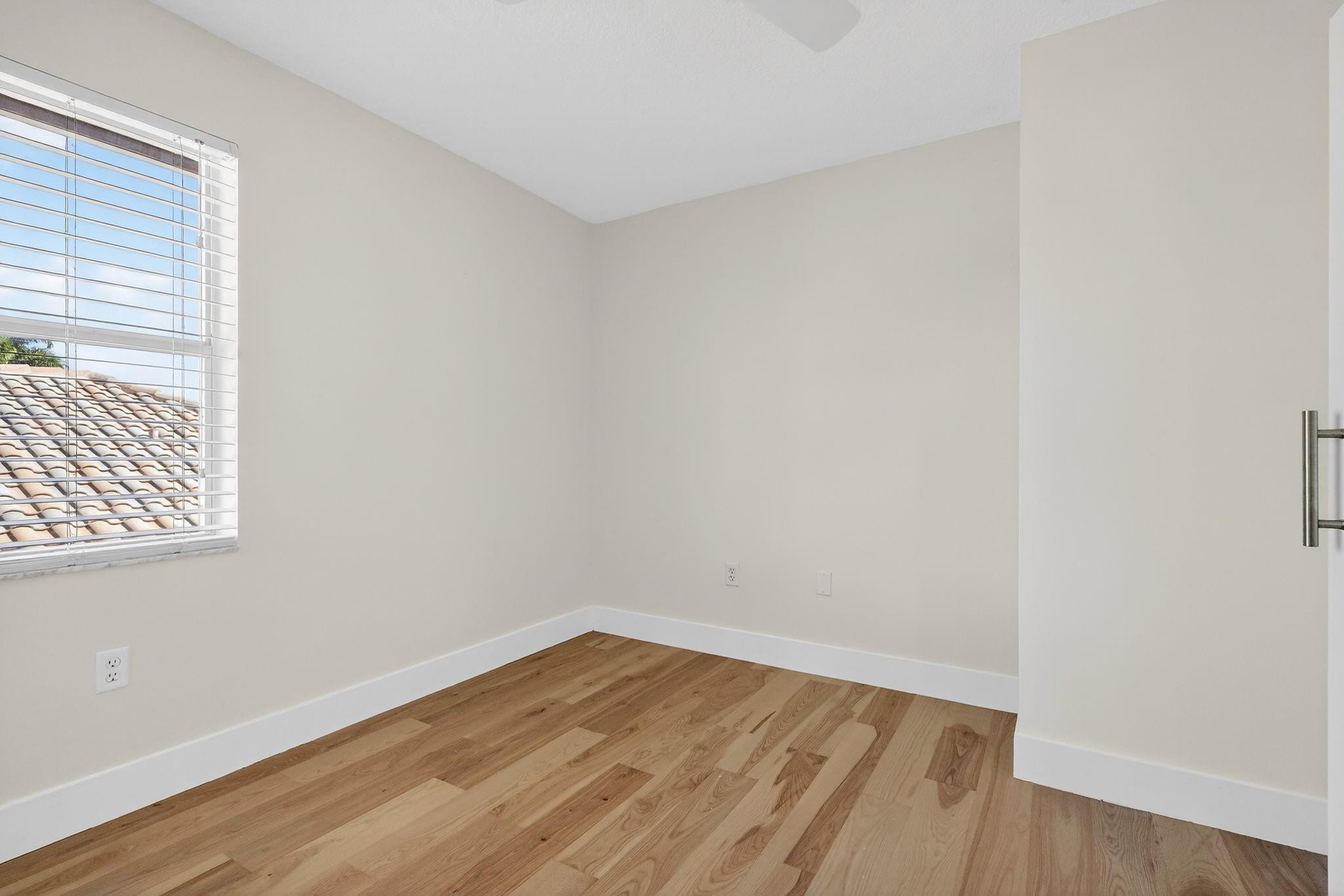 KEYSTONE LAKES - Residential