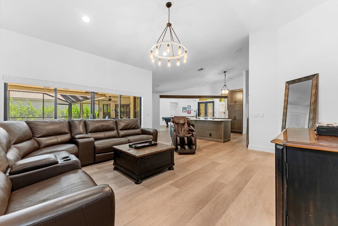 Country Isles - Residential