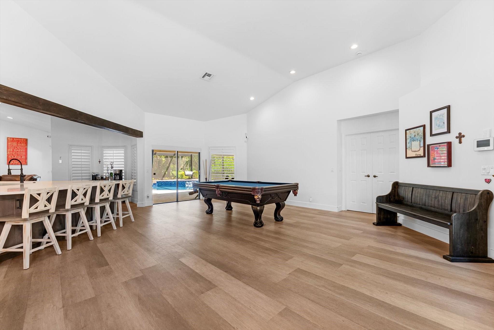 Country Isles - Residential