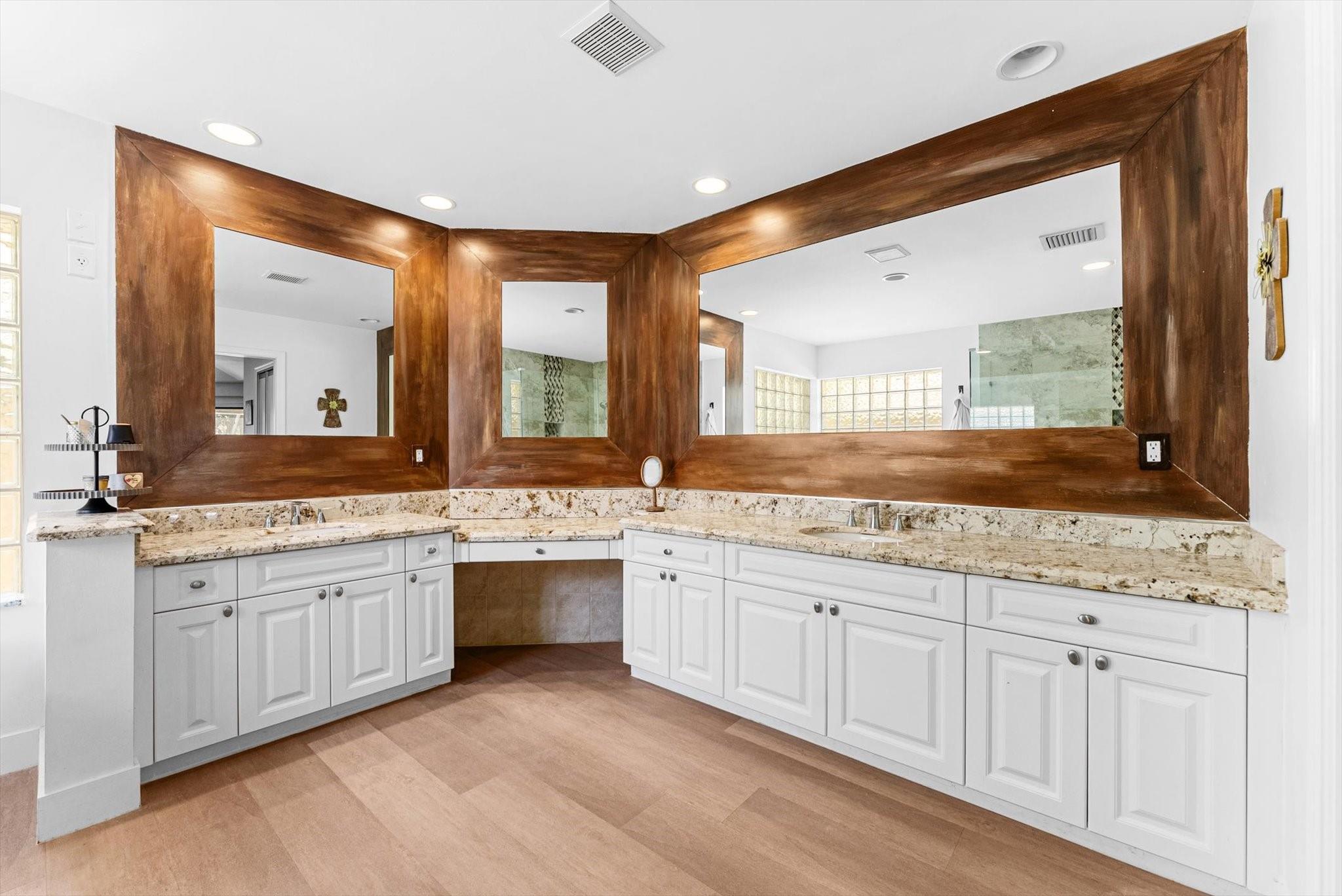 Country Isles - Residential