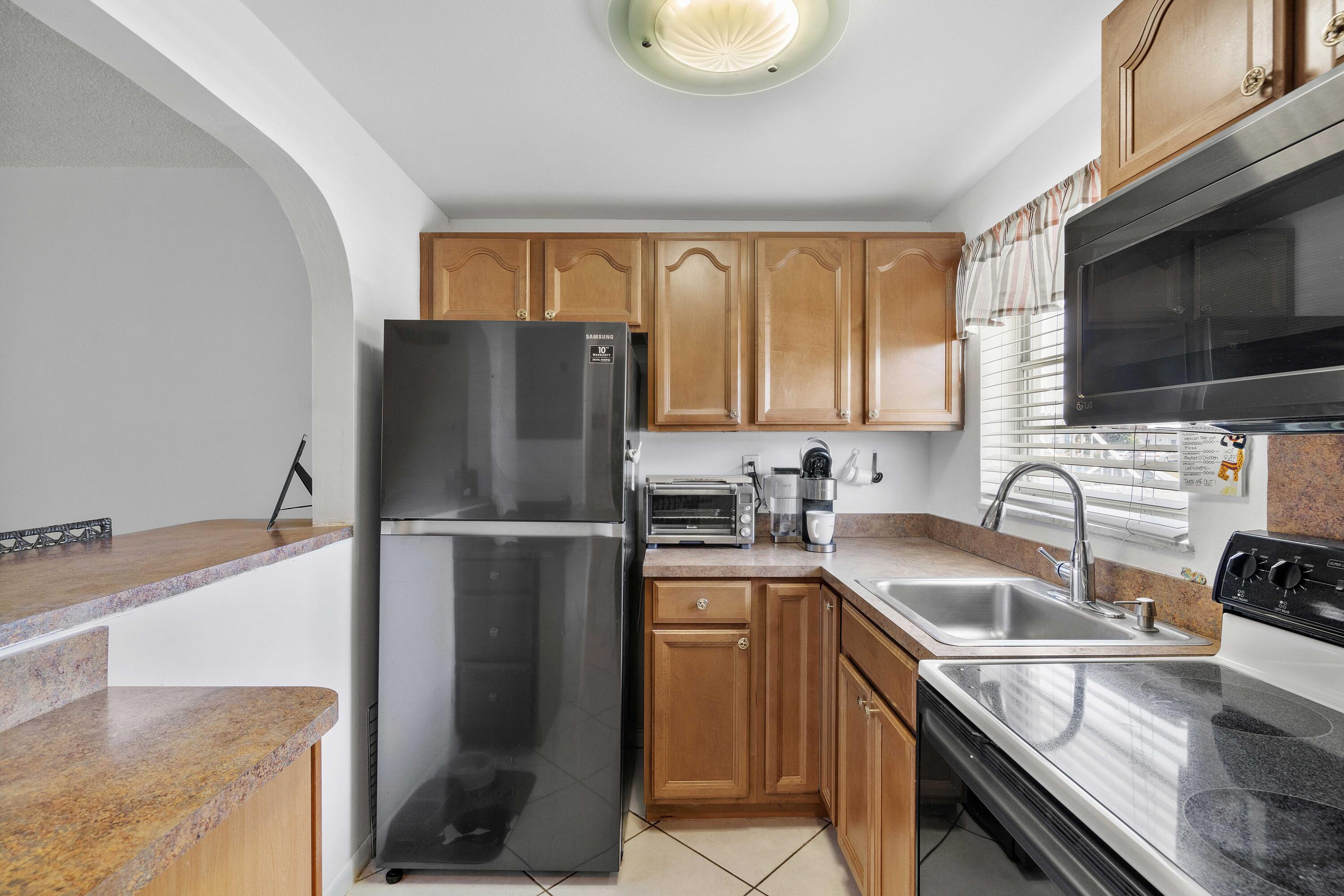 1115 Lake Terrace 111