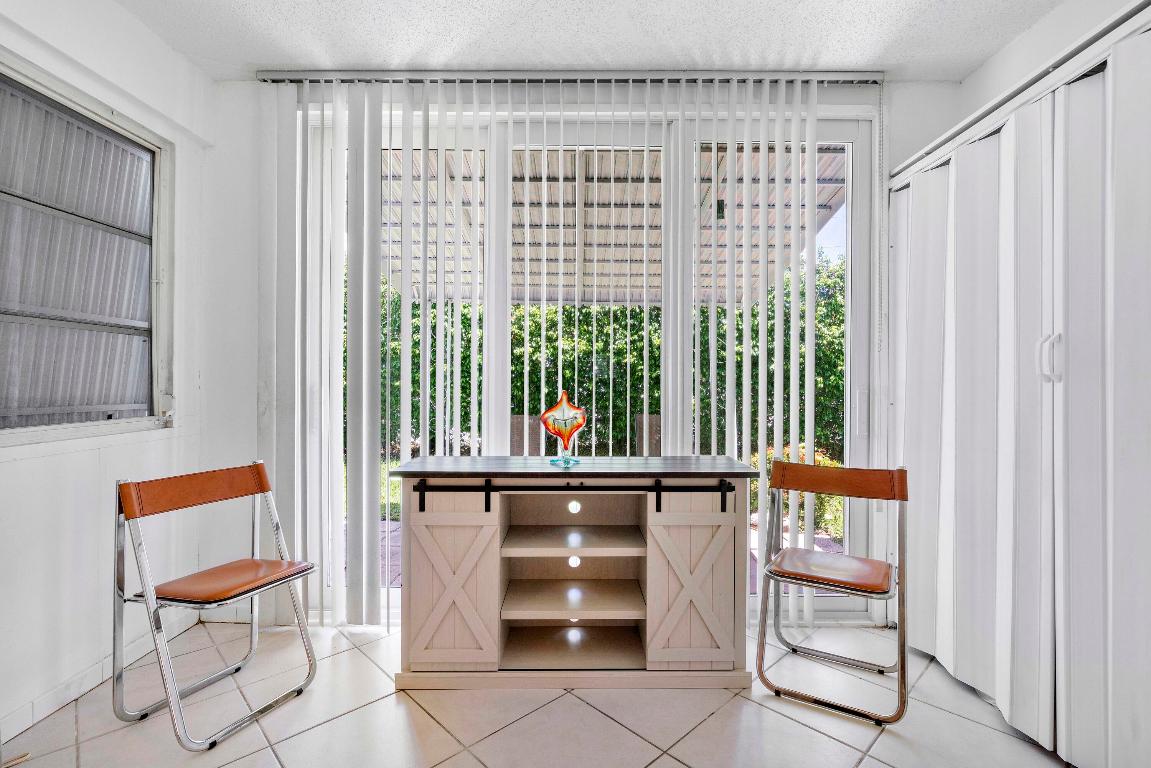 LEISUREVILLE  LAKE CONDO - Residential