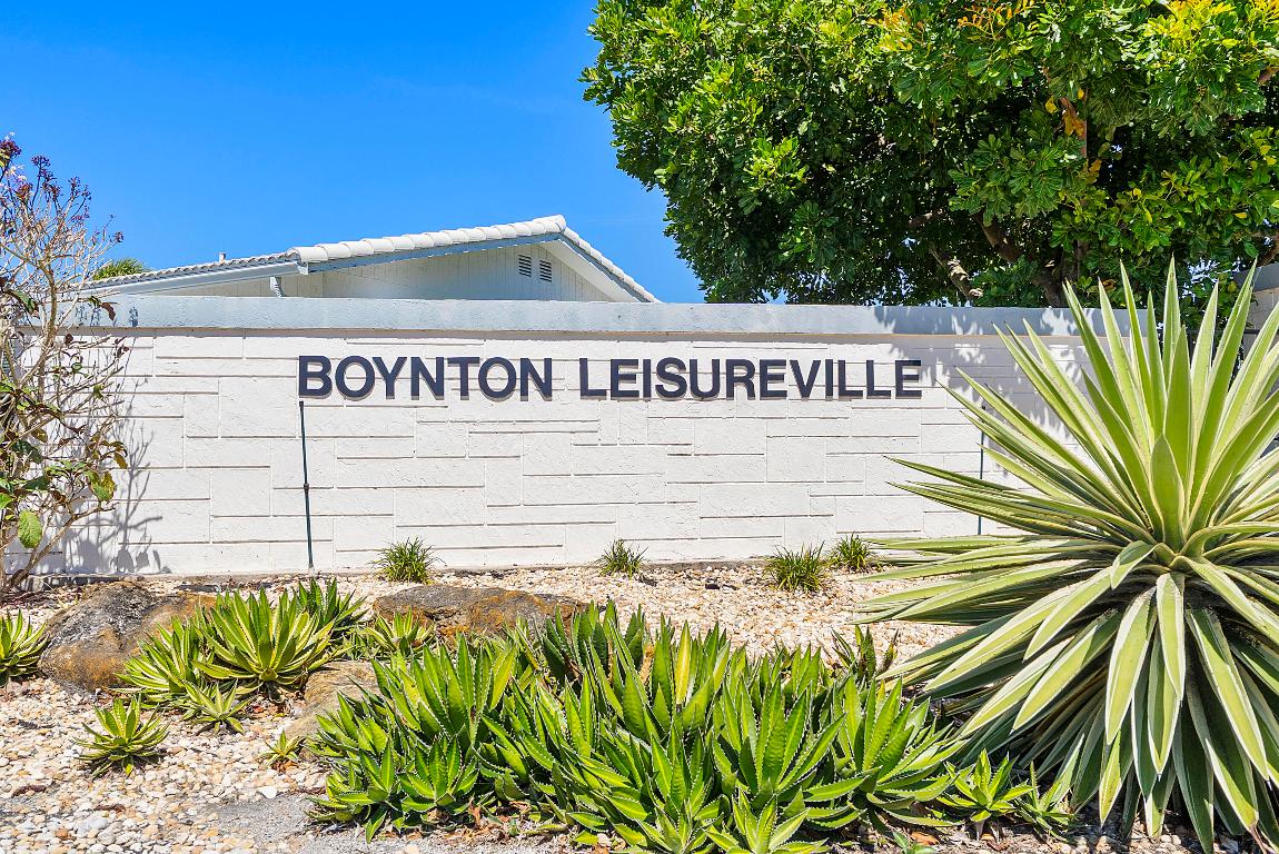 LEISUREVILLE  LAKE CONDO - Residential