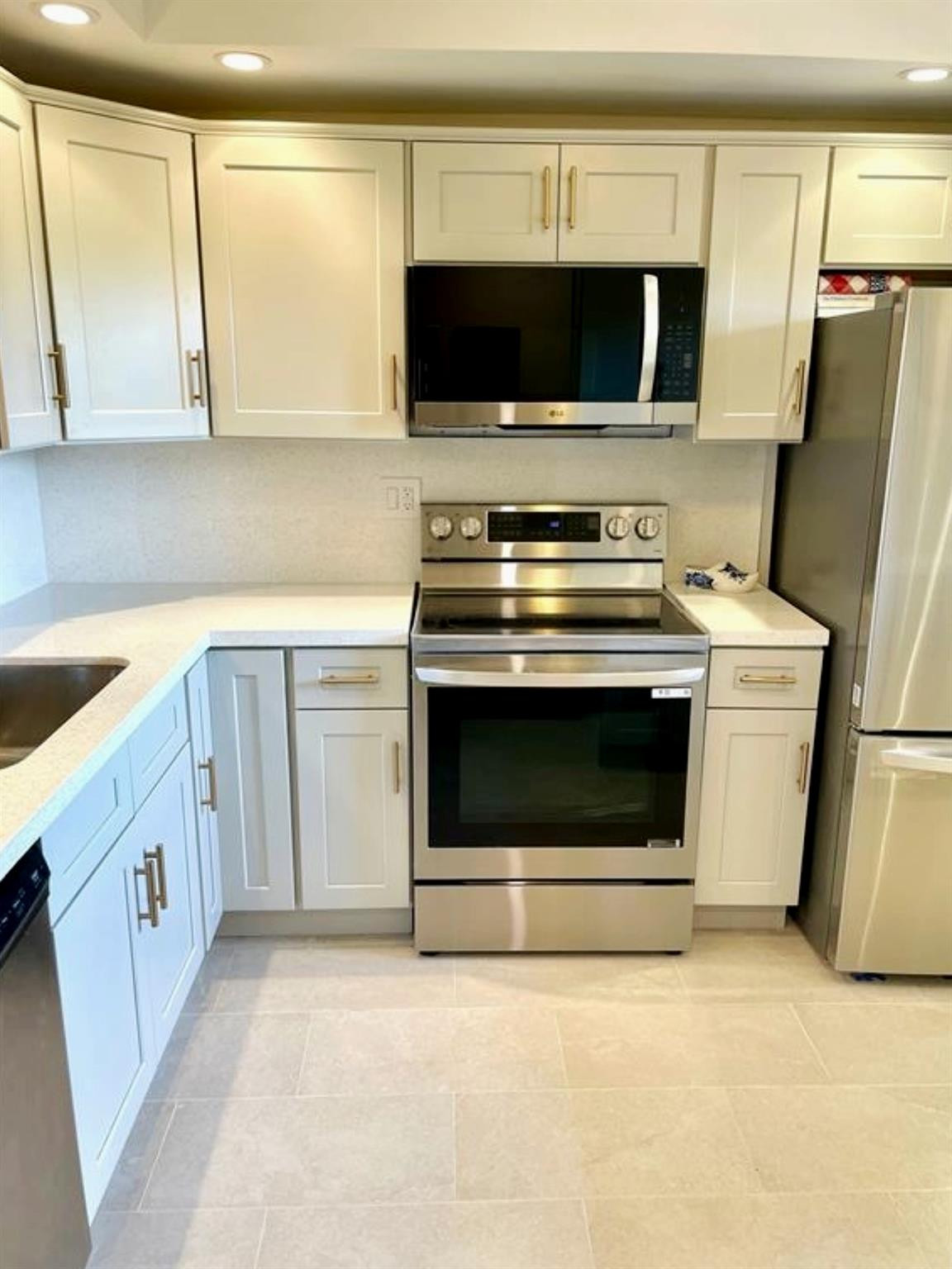 1541 S Ocean Boulevard 416