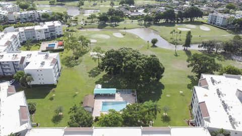 A home in Lake Worth