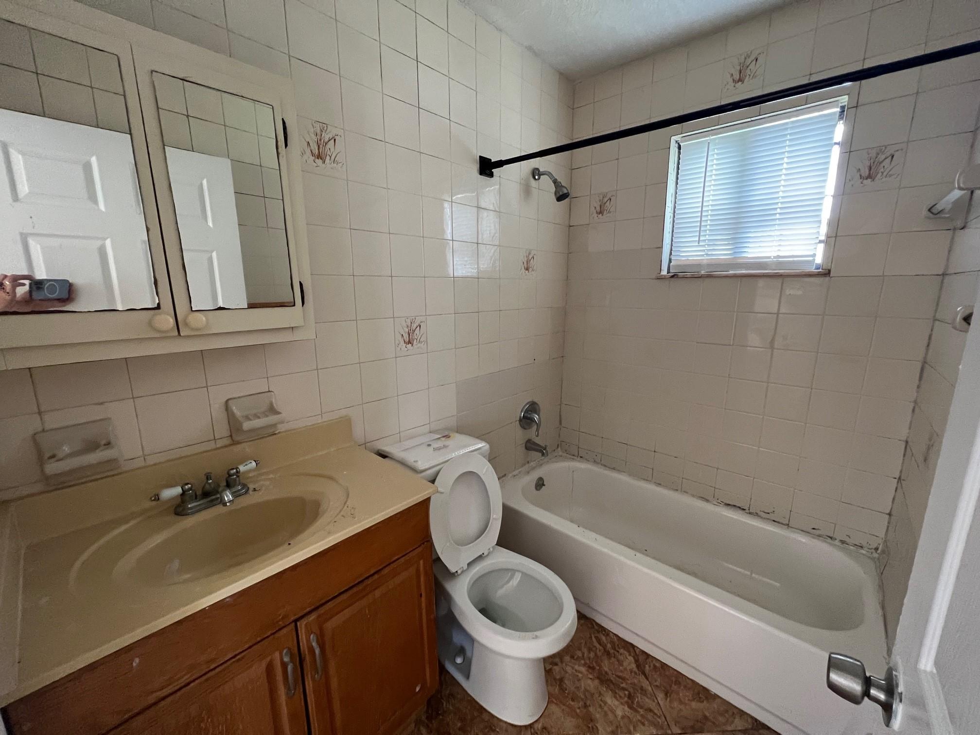 Minnesota Park - Residential Lease