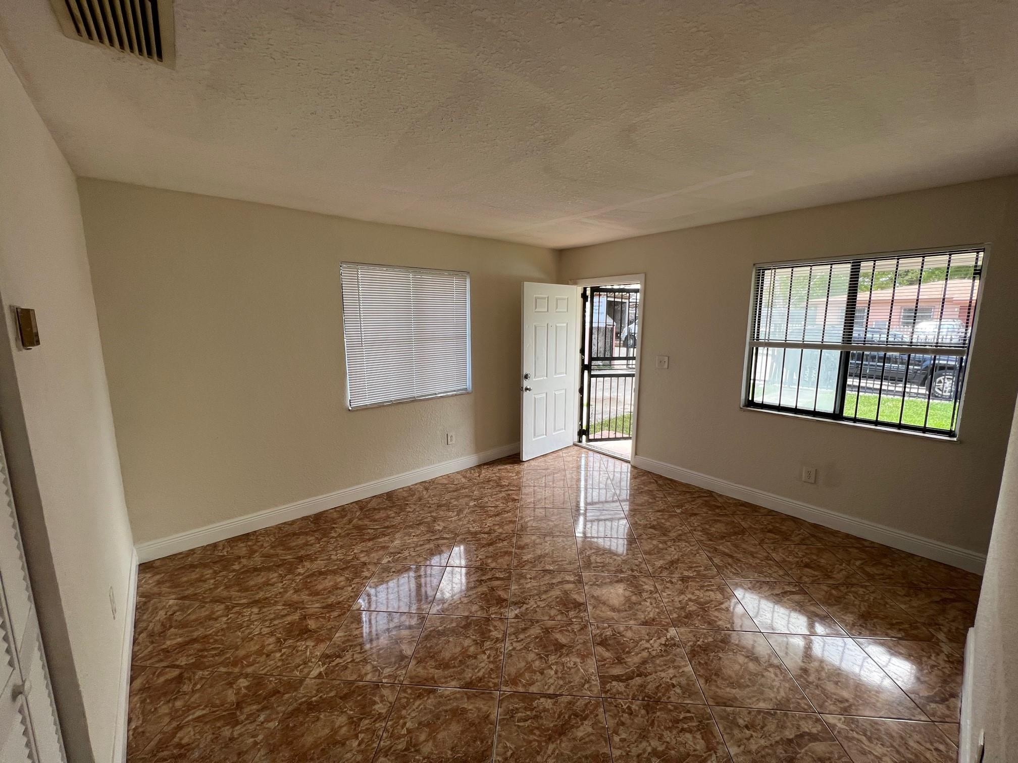 Minnesota Park - Residential Lease