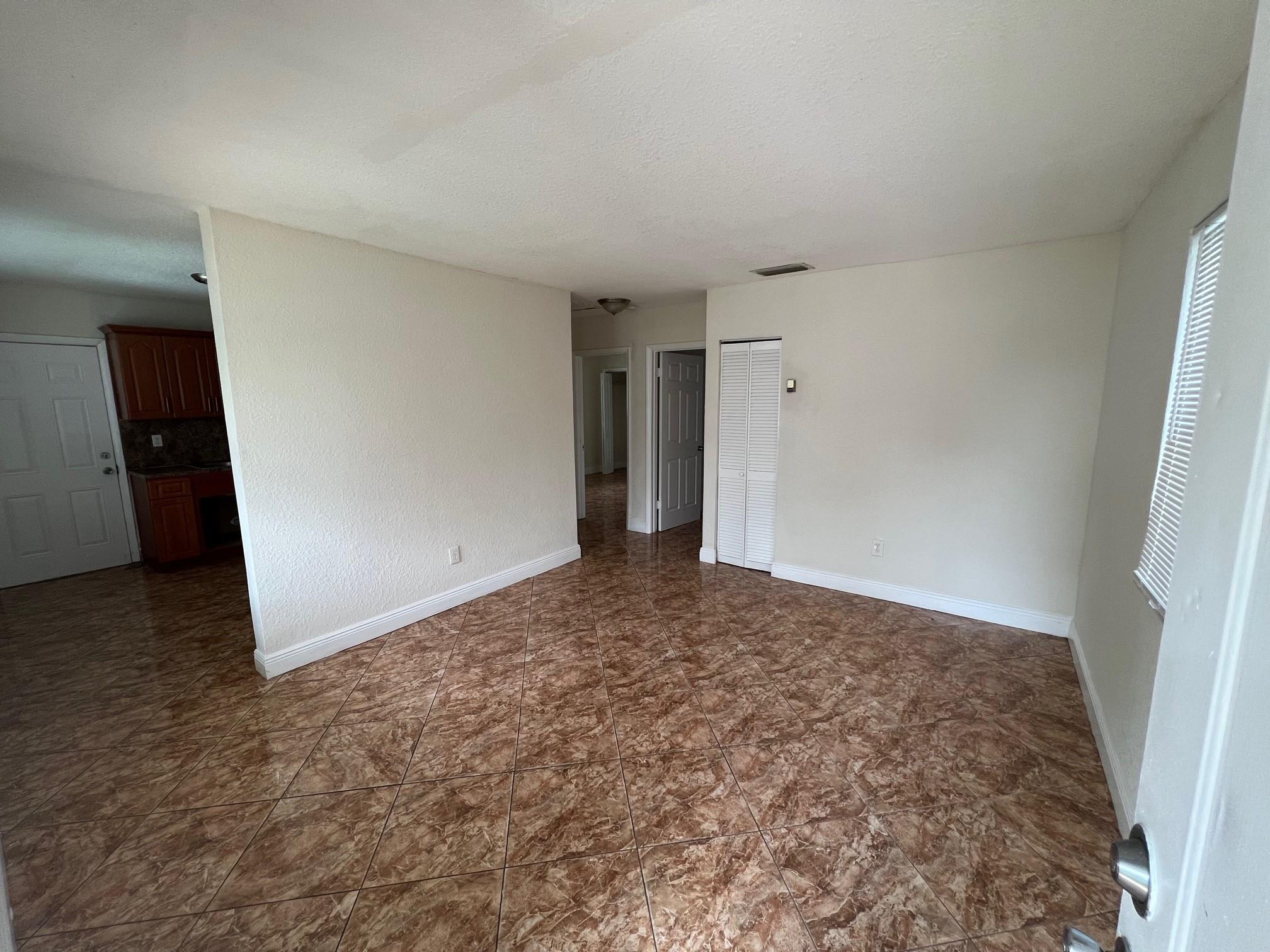 Minnesota Park - Residential Lease