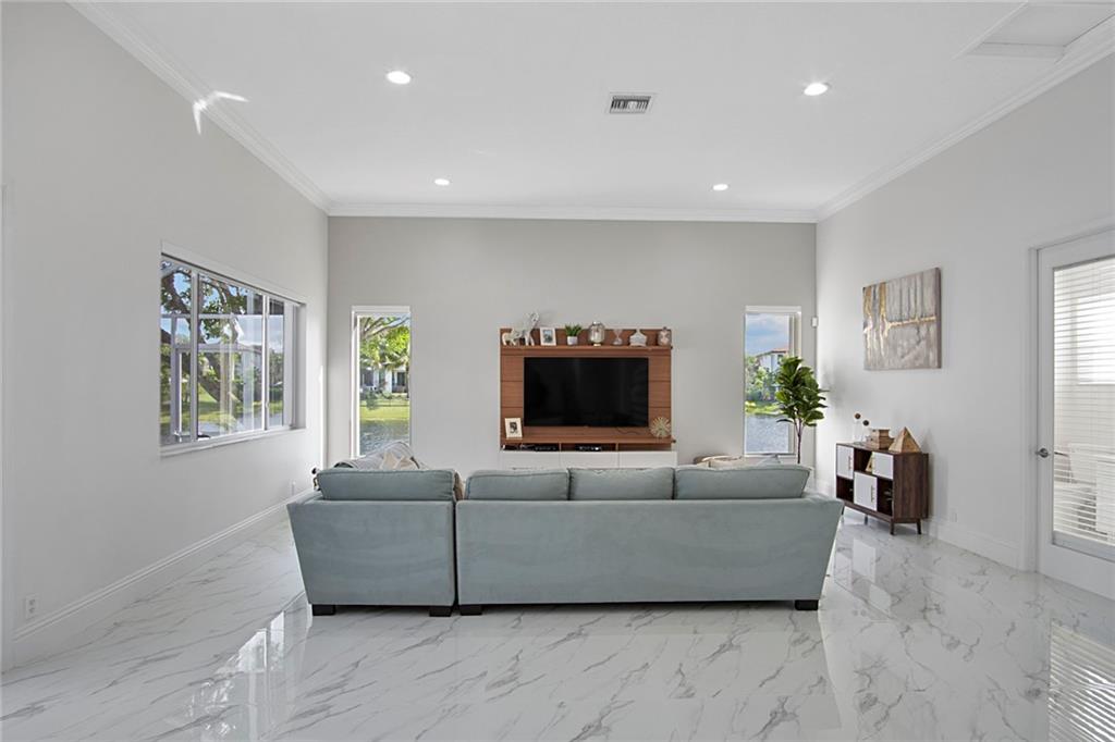Meadow Run 151-6 B - Residential