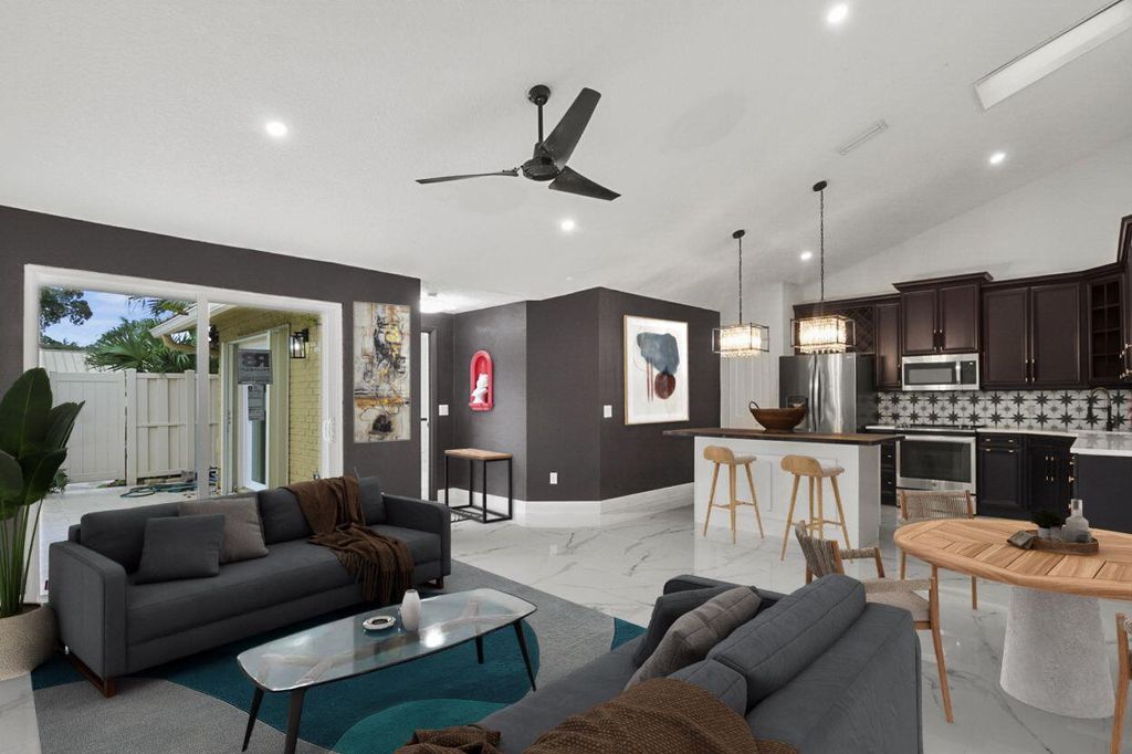 Photo of 5872 Golden Eagle Circle, Palm Beach Gardens, FL 33418 (MLS # R10944788)