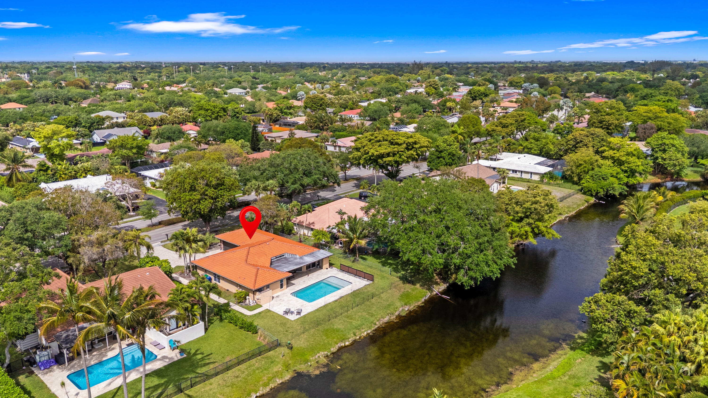 MAPLEWOOD - Residential