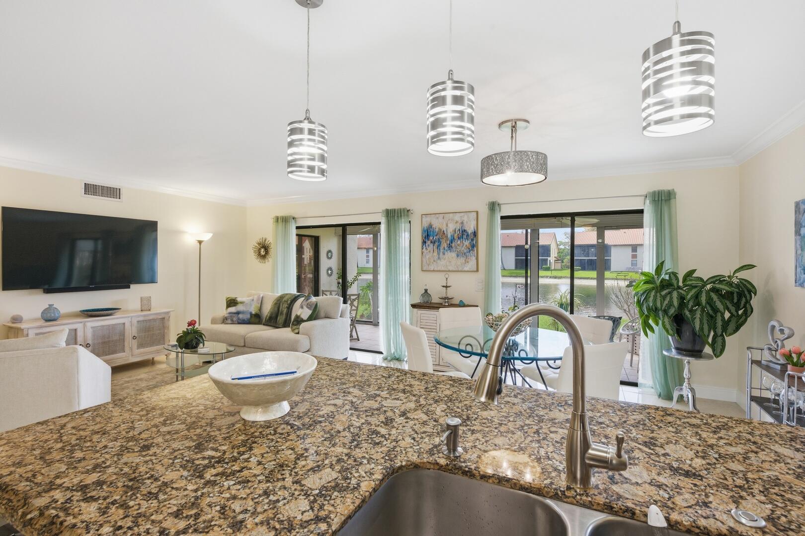 PALM CHASE LAKES - Residential