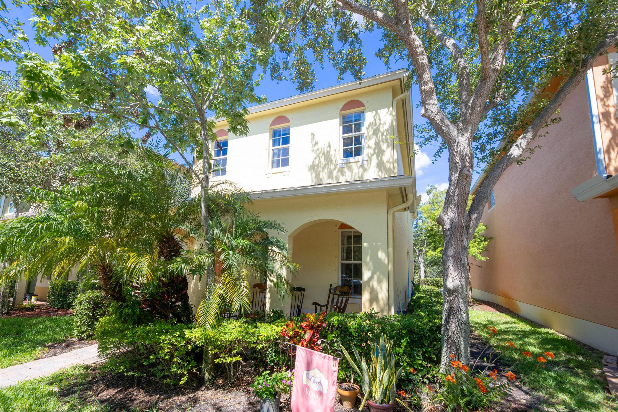 Beautiful 3-2.5-2 in East Lake Village Phase III. Home feautures stainless steel appliances, tile down stairs, carpet upstairs. Second and third bedrooms have jack and jill bathroom. Owners suite complete with walk in closet. Added bonus extra storage under the stairs. HOA comes with high speed internet, Cable, outside lawn care and pest control, with pool, Tot lot, sidewalk and street lights. A close distance to shopping, restaurants, beaches and hospital.