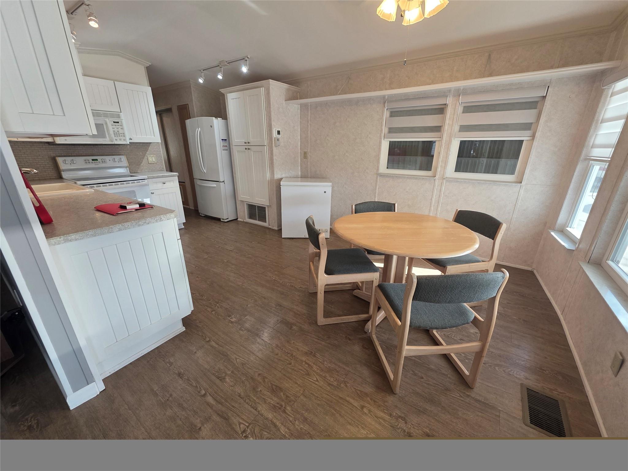 Ancient Oaks RV Residence - Residential