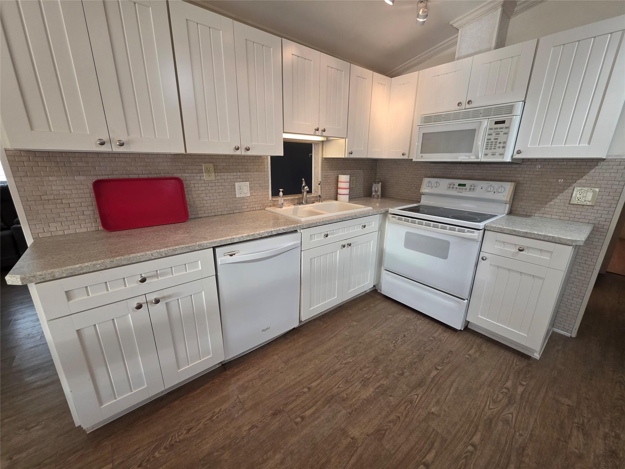 Ancient Oaks RV Residence - Residential