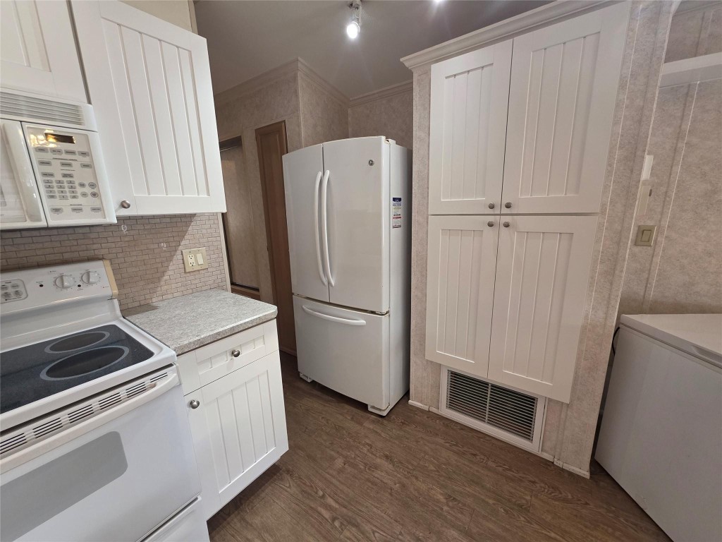 Ancient Oaks RV Residence - Residential