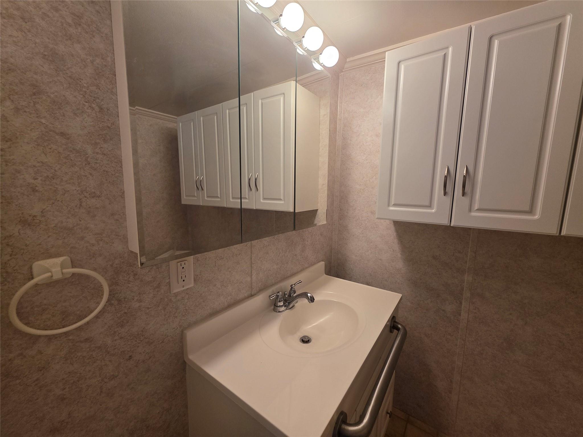 Ancient Oaks RV Residence - Residential