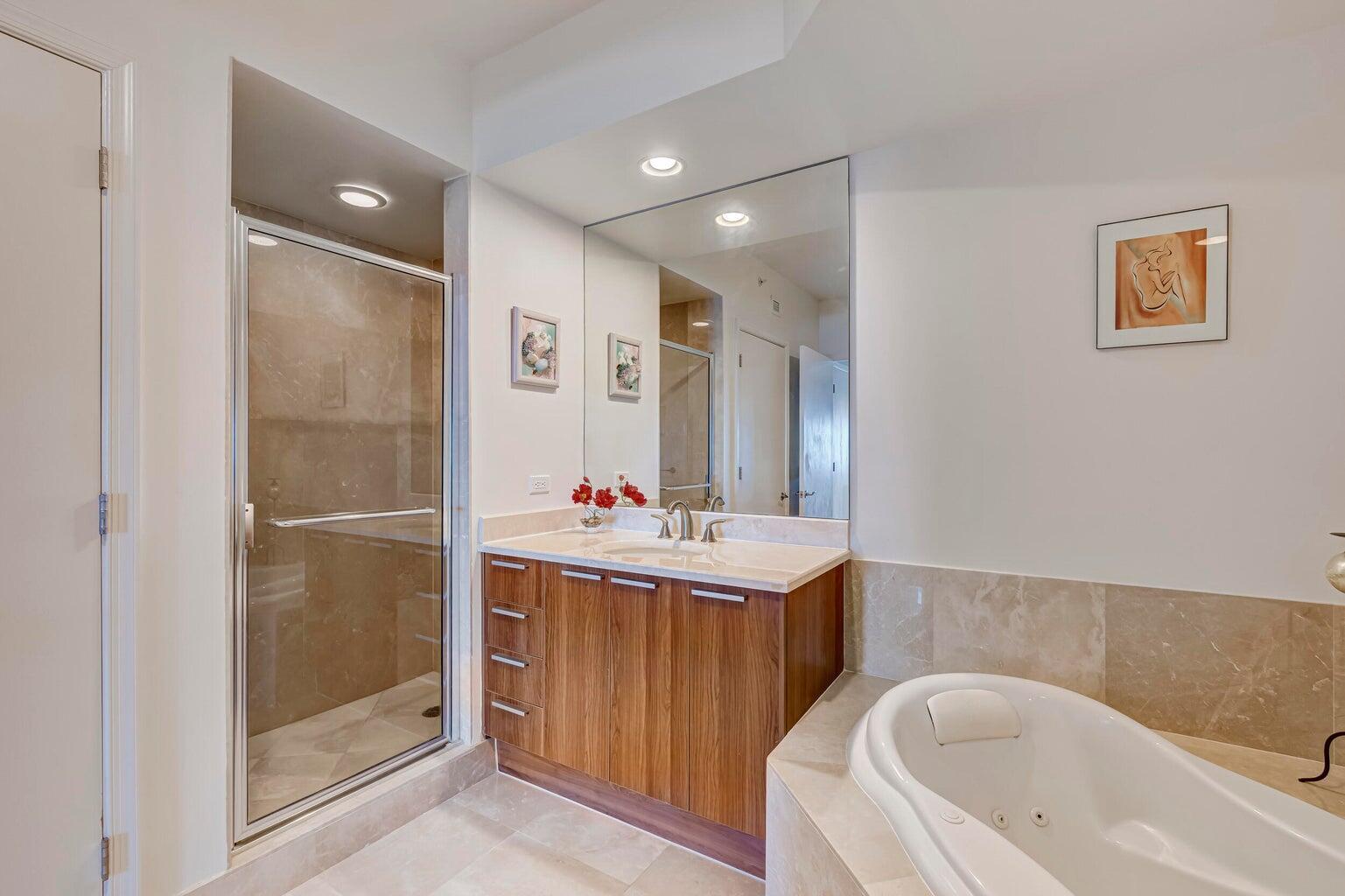 MARINA GRANDE RESORTS - Residential