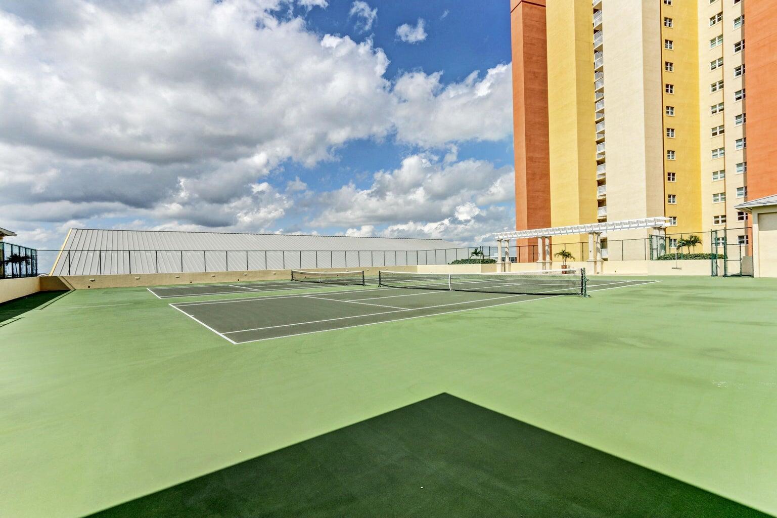 MARINA GRANDE RESORTS - Residential