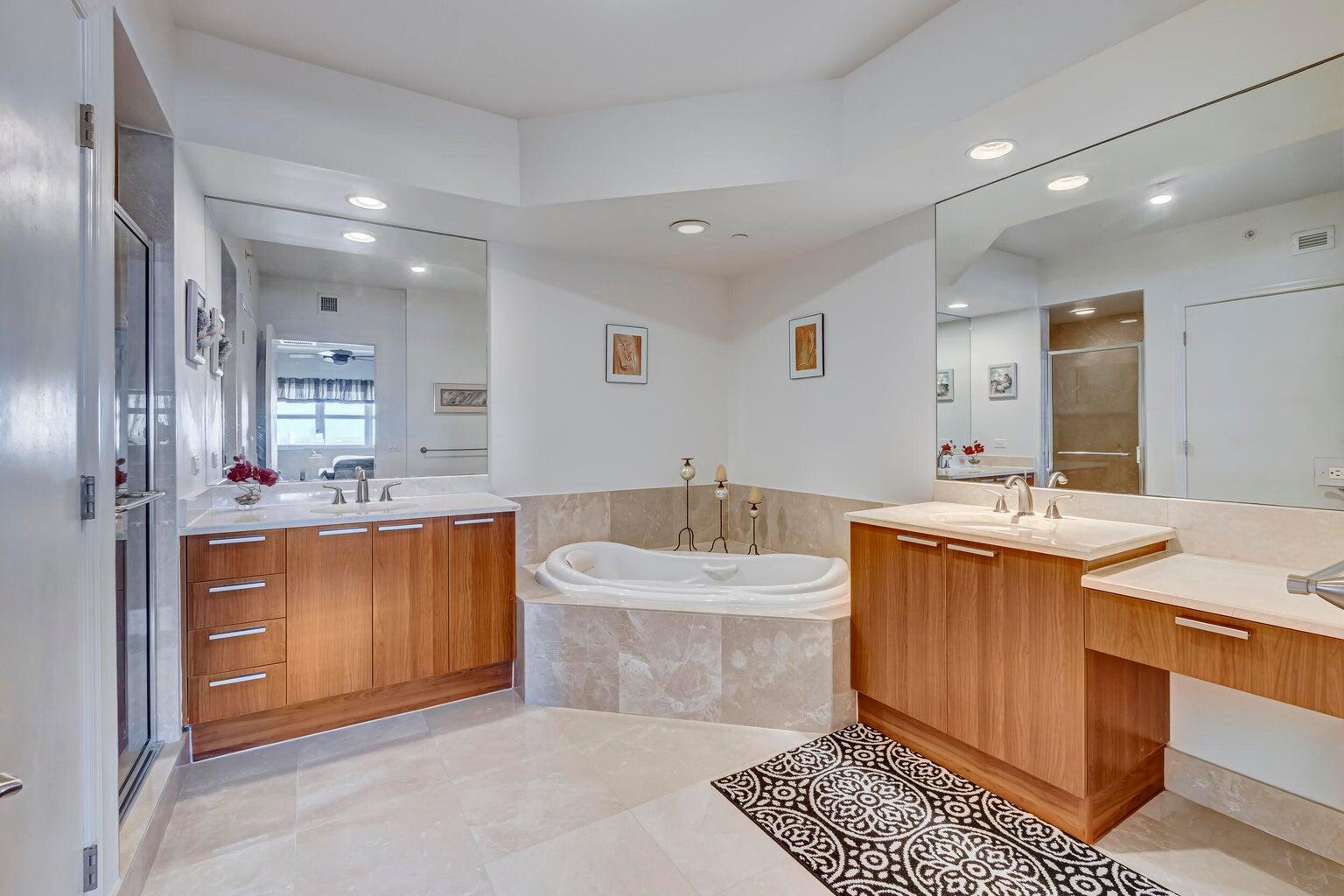 MARINA GRANDE RESORTS - Residential