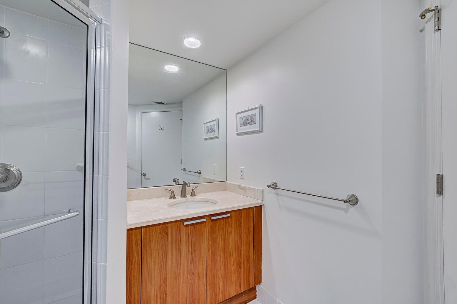 MARINA GRANDE RESORTS - Residential