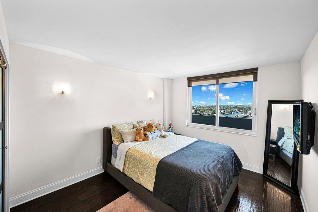 WHITE EGRET - Residential