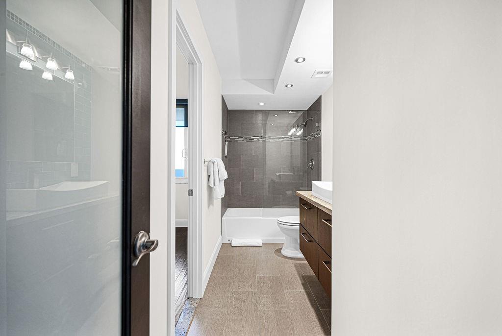 WHITE EGRET - Residential