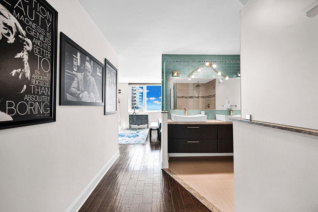 WHITE EGRET - Residential