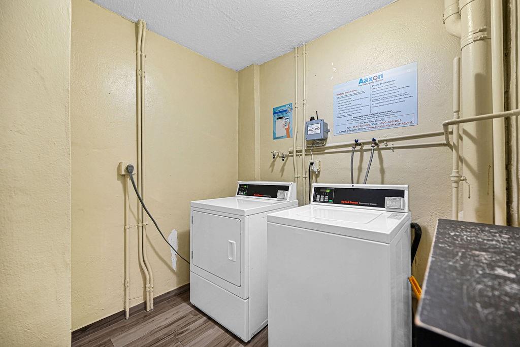 WHITE EGRET - Residential