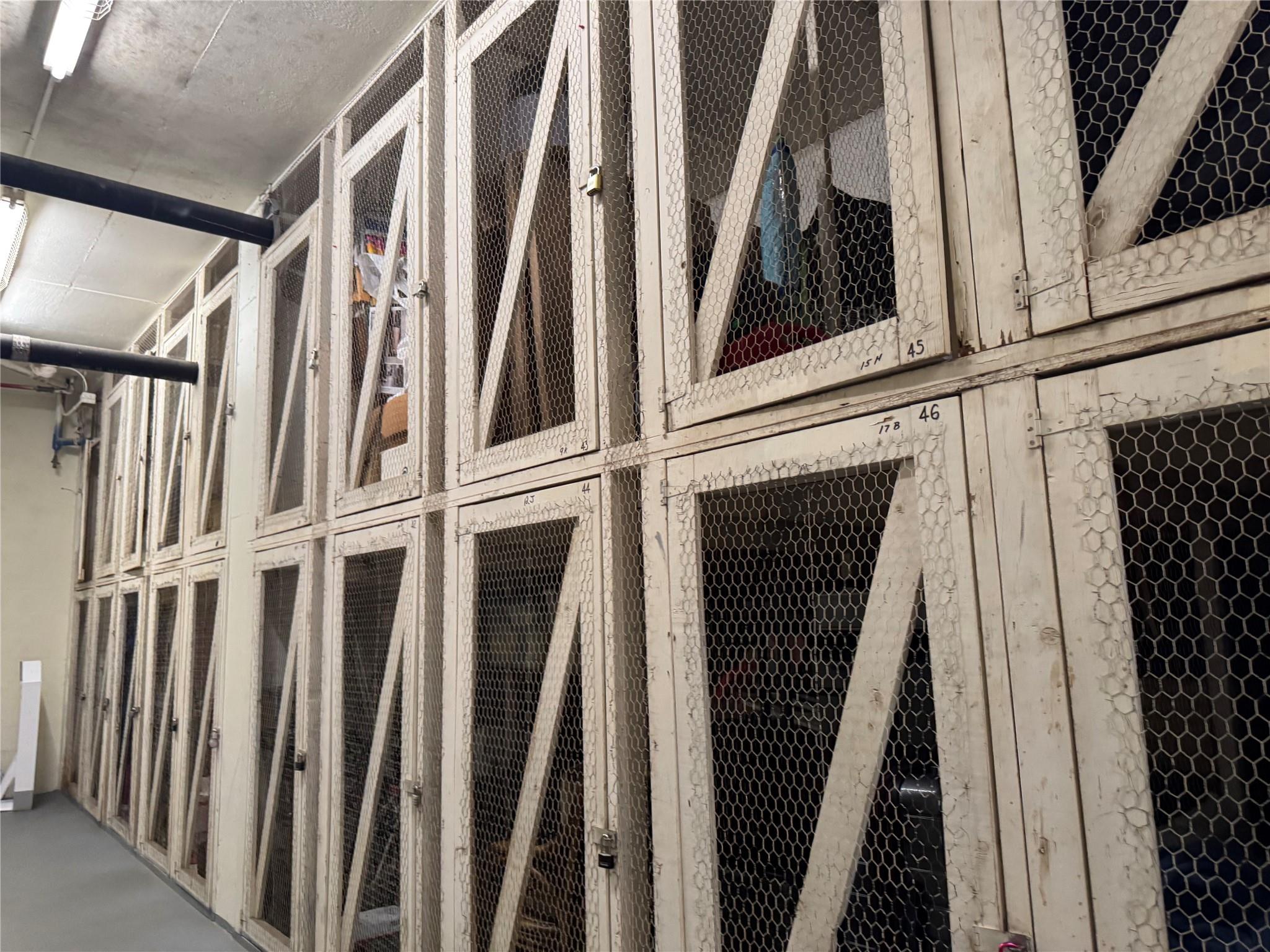 WHITE EGRET - Residential