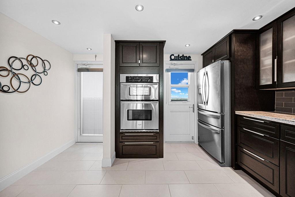 WHITE EGRET - Residential