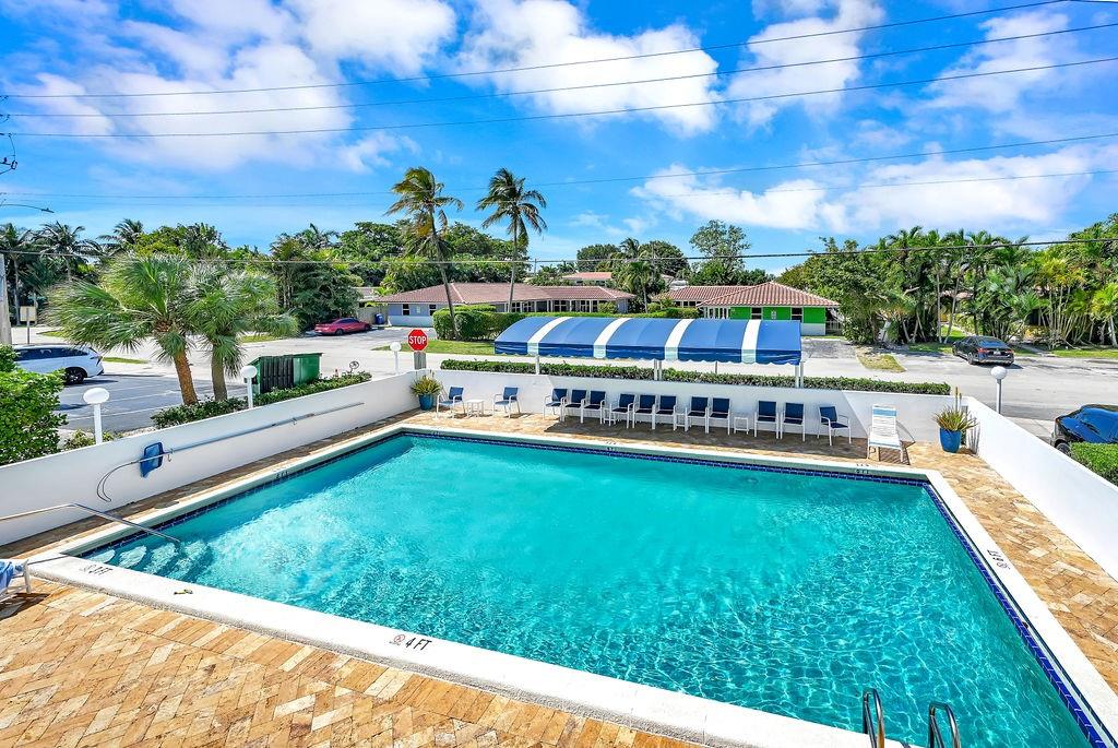 WHITE EGRET - Residential