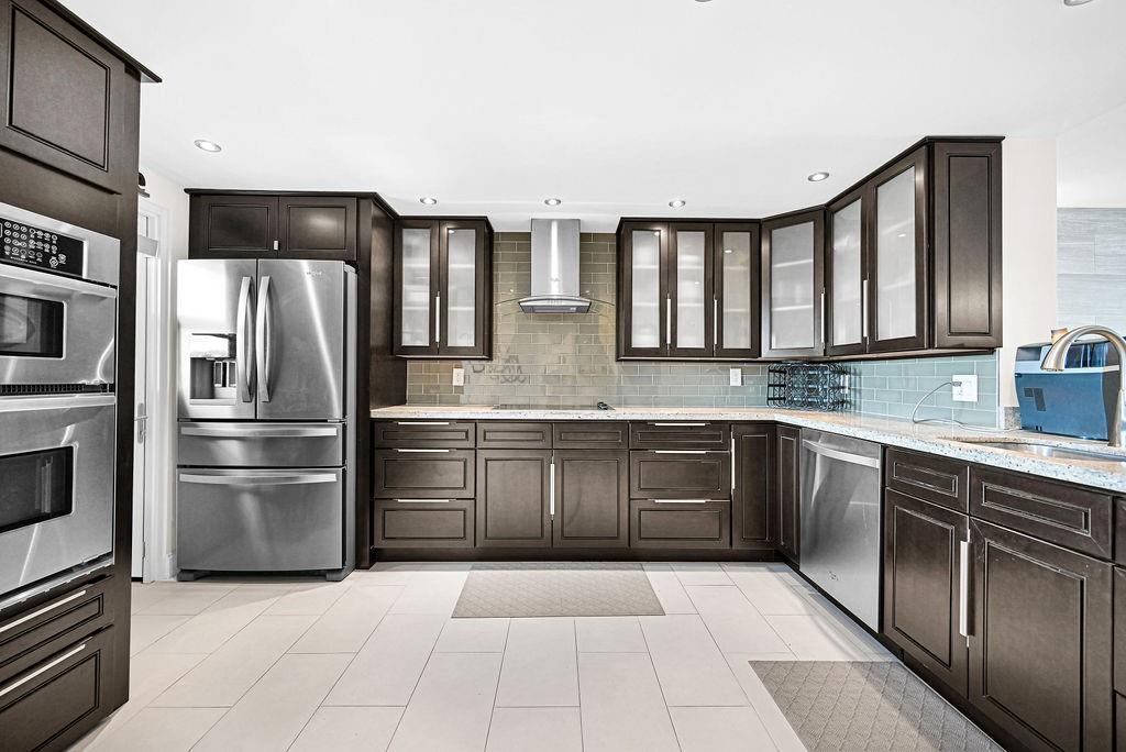 WHITE EGRET - Residential