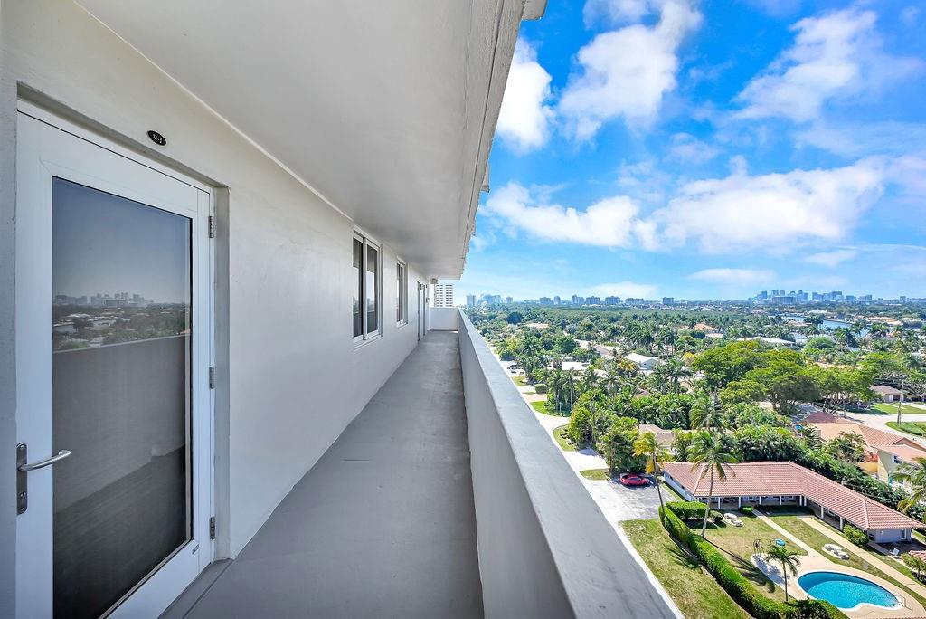 WHITE EGRET - Residential